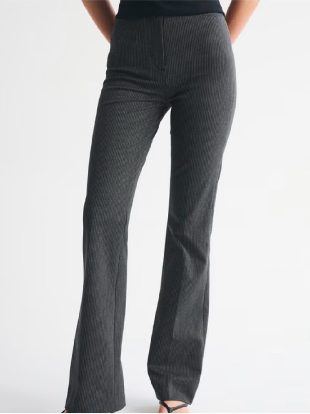 NWT Forme Bootcut pant - SHORT